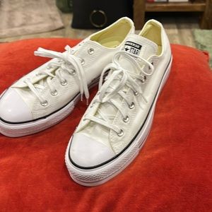 Converse white platform size 11